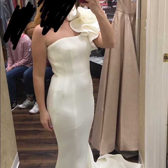 White Jovani Prom Dress - Picture 3 of 5